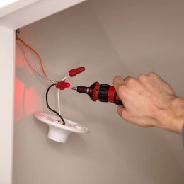 SKIL 4V Rechargeable cordless screwdriver4